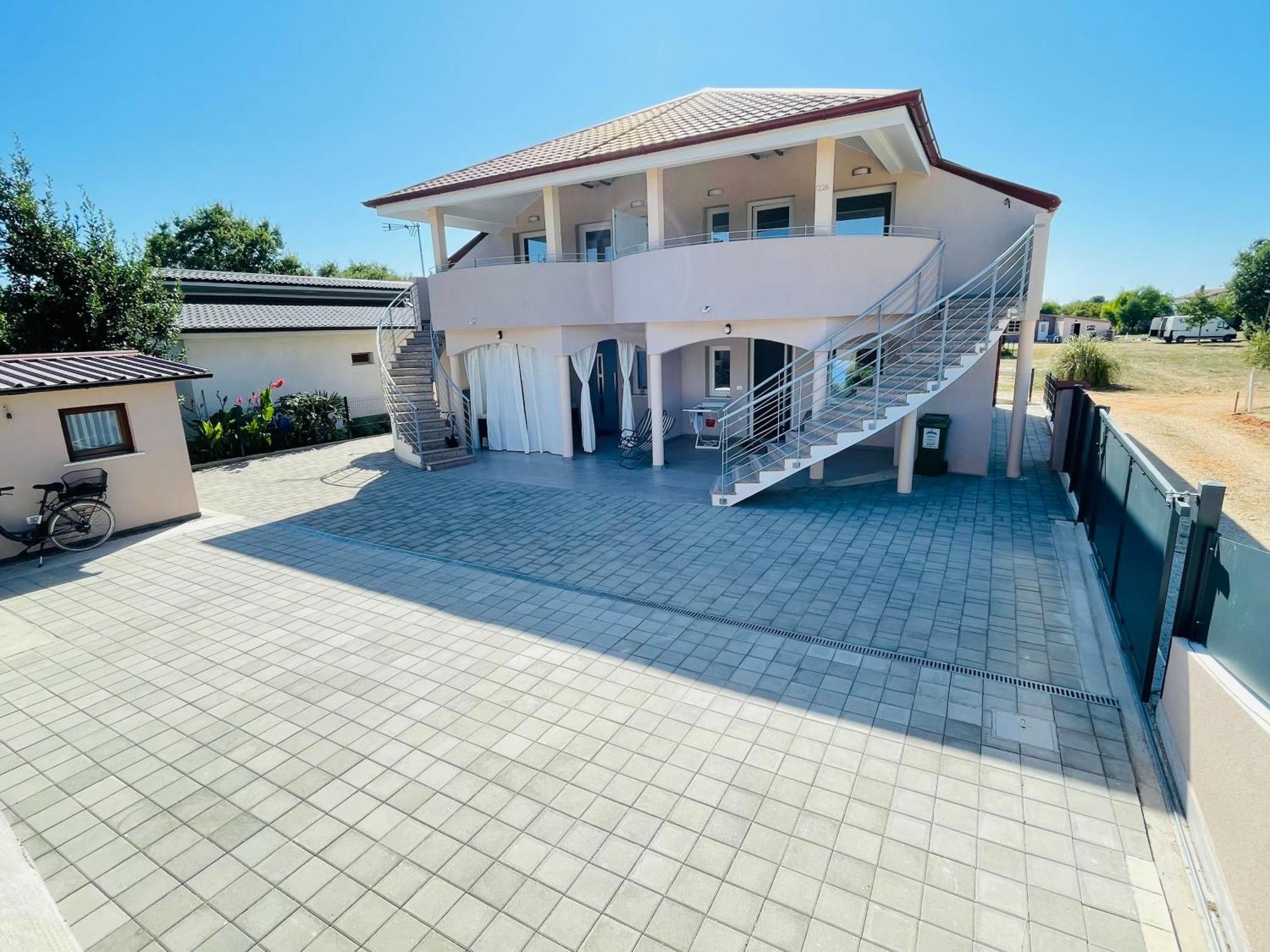 New Apartments Miya - Peroj Beach المظهر الخارجي الصورة